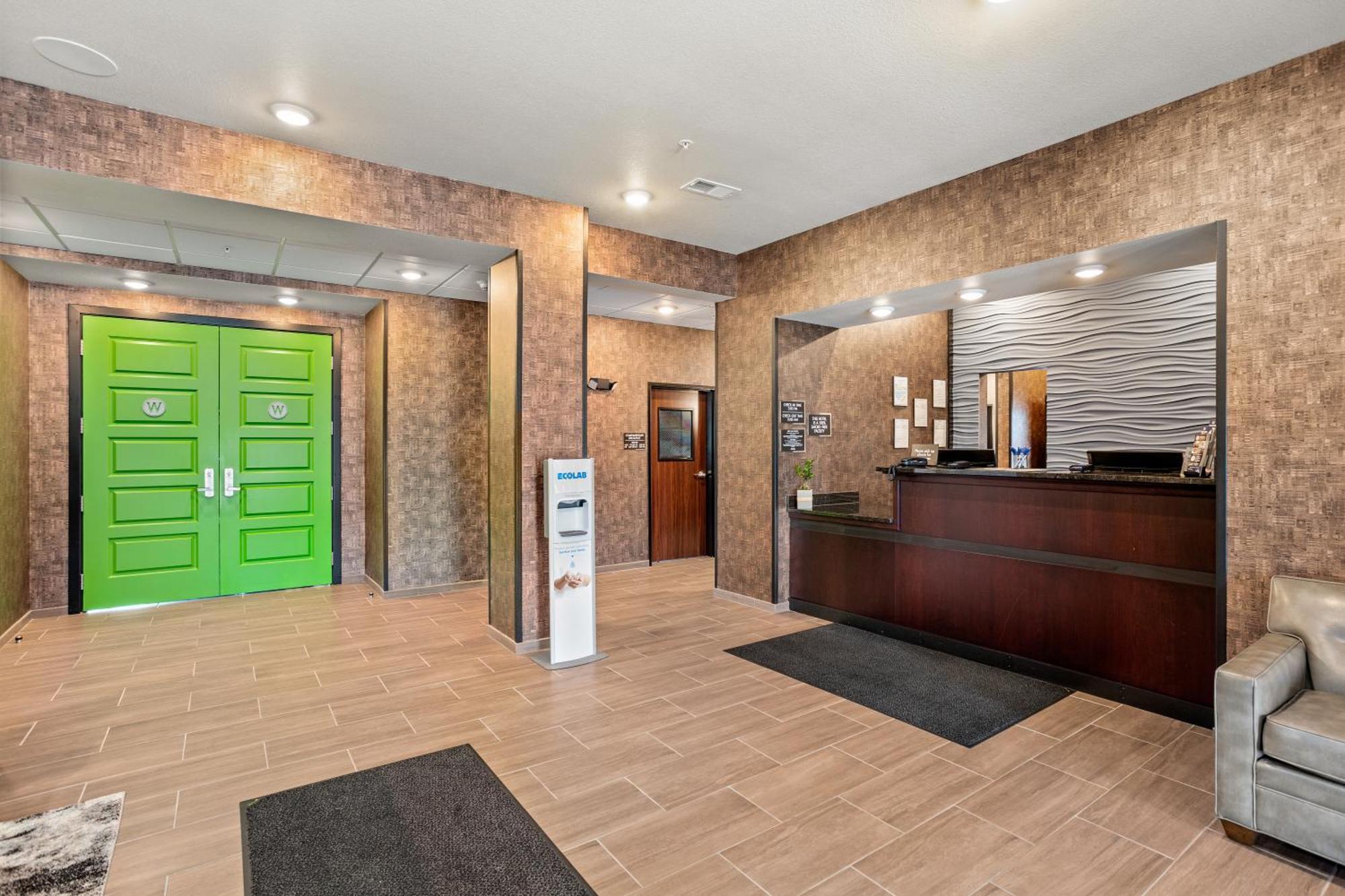 Cobblestone & - Bay Hotel De Pere