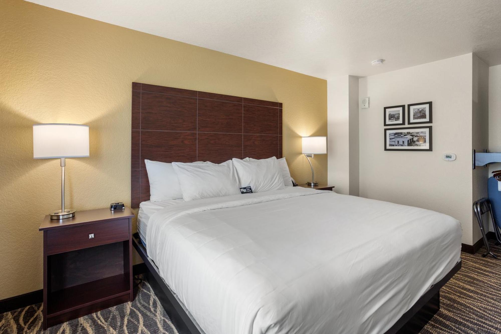 Hotel Cobblestone & - Bay